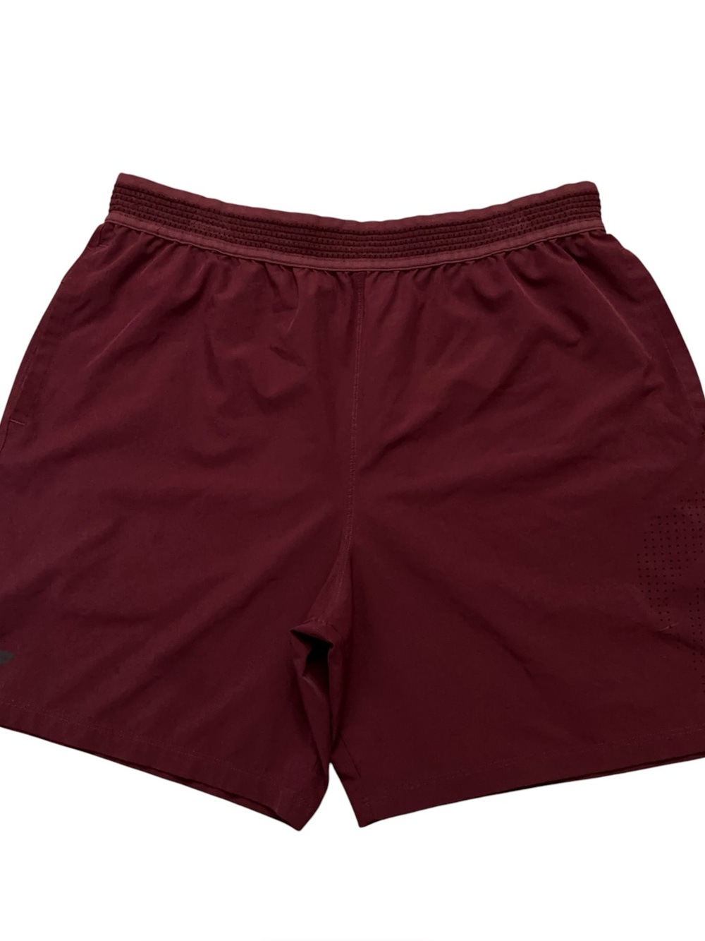 Fabletics Fundamental Shorts Mens Size L Unlined Performance Stretch Burgundy